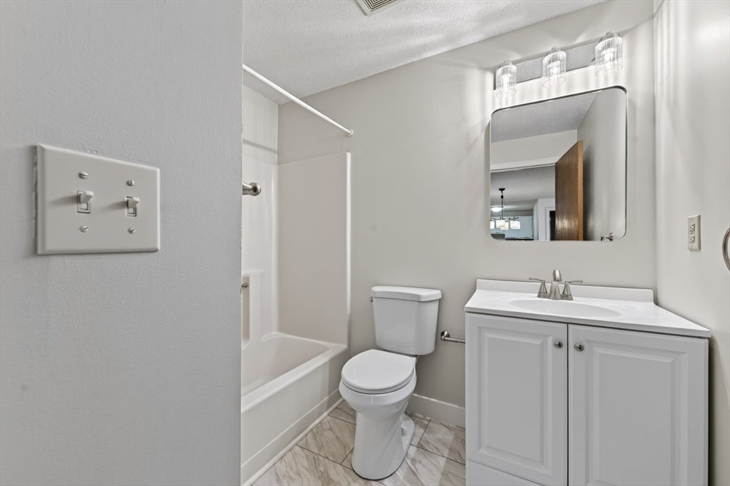 80 Stanton St #27, Worcester, MA, 80 Stanton St #27, Worcester, MA Photo #8