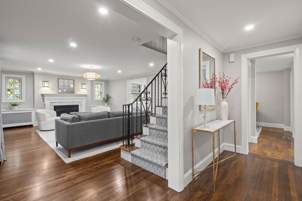 6 Risley Rd
