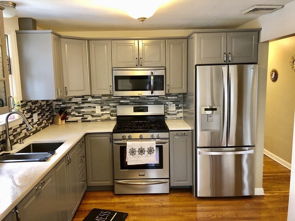 73 Pine St, Natick, MA, 73 Pine St, Natick, MA Photo #4
