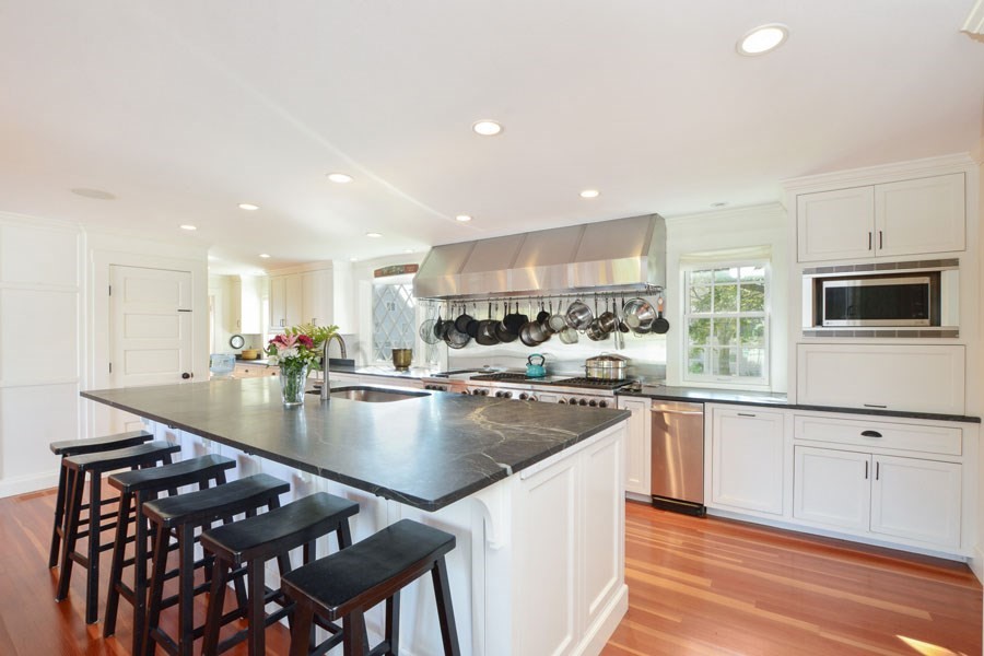 Barnstable, Massachusetts 02647, United States, 8 Bedrooms Bedrooms, ,6 BathroomsBathrooms,Residential,Active,231747