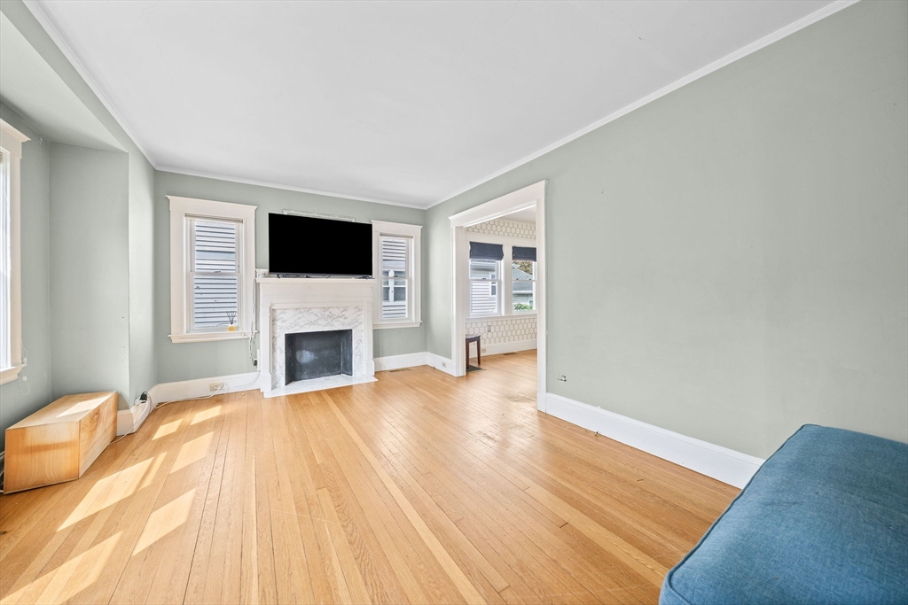 84 Alstead Street