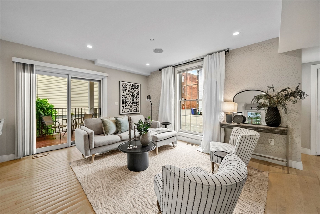 108-R Mount Pleasant Ave. 108R