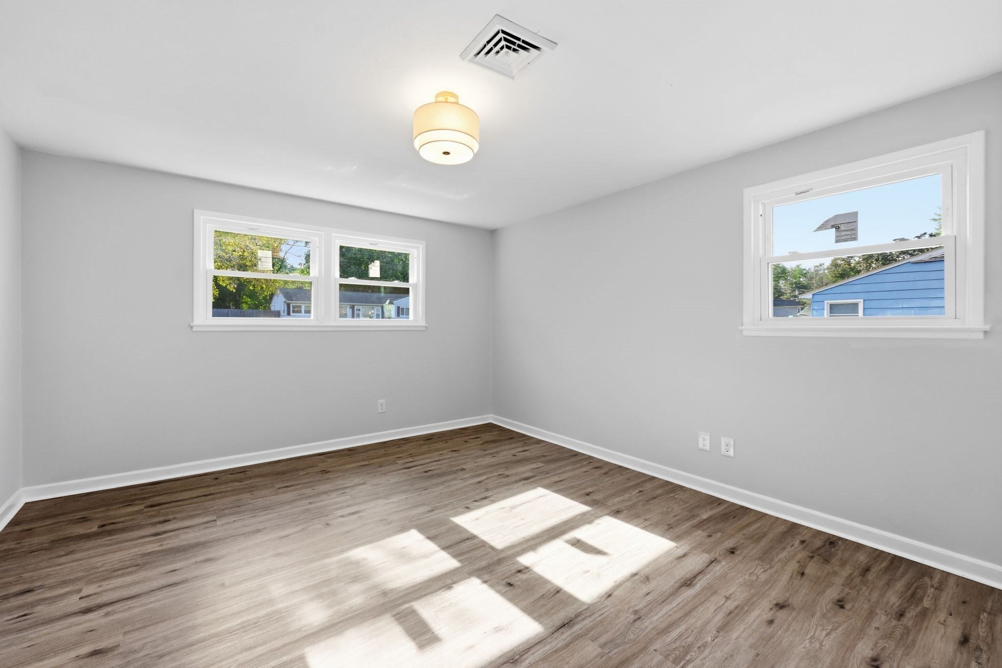 243 Shady Brook Ln, Springfield, MA Photo #23