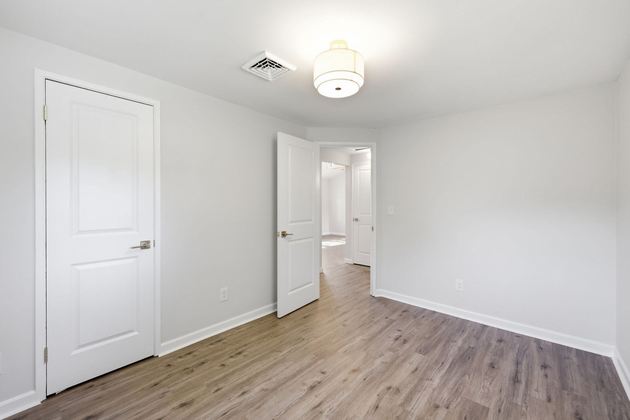 243 Shady Brook Ln, Springfield, MA Photo #27