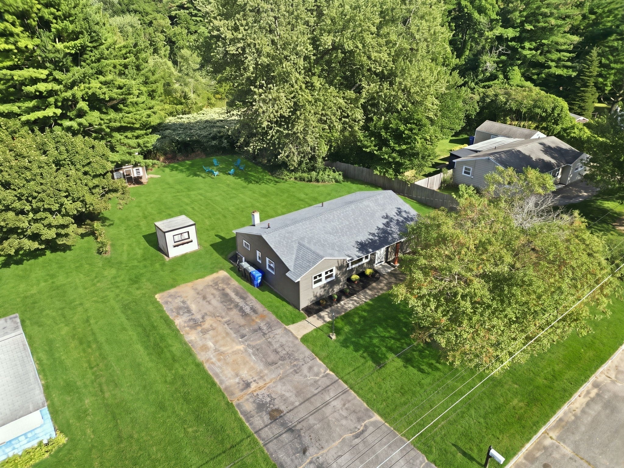 243 Shady Brook Ln, Springfield, MA Photo #33