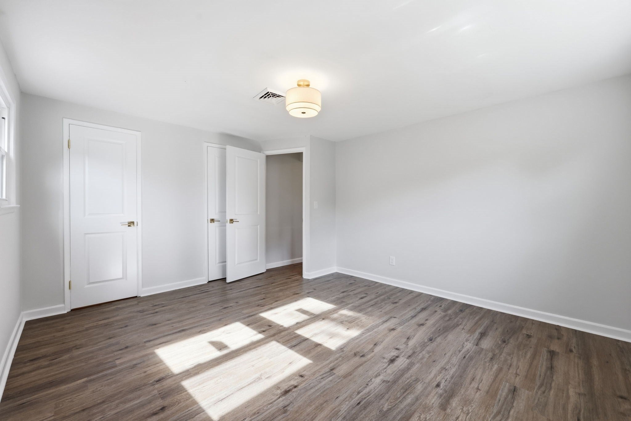 243 Shady Brook Ln, Springfield, MA Photo #24