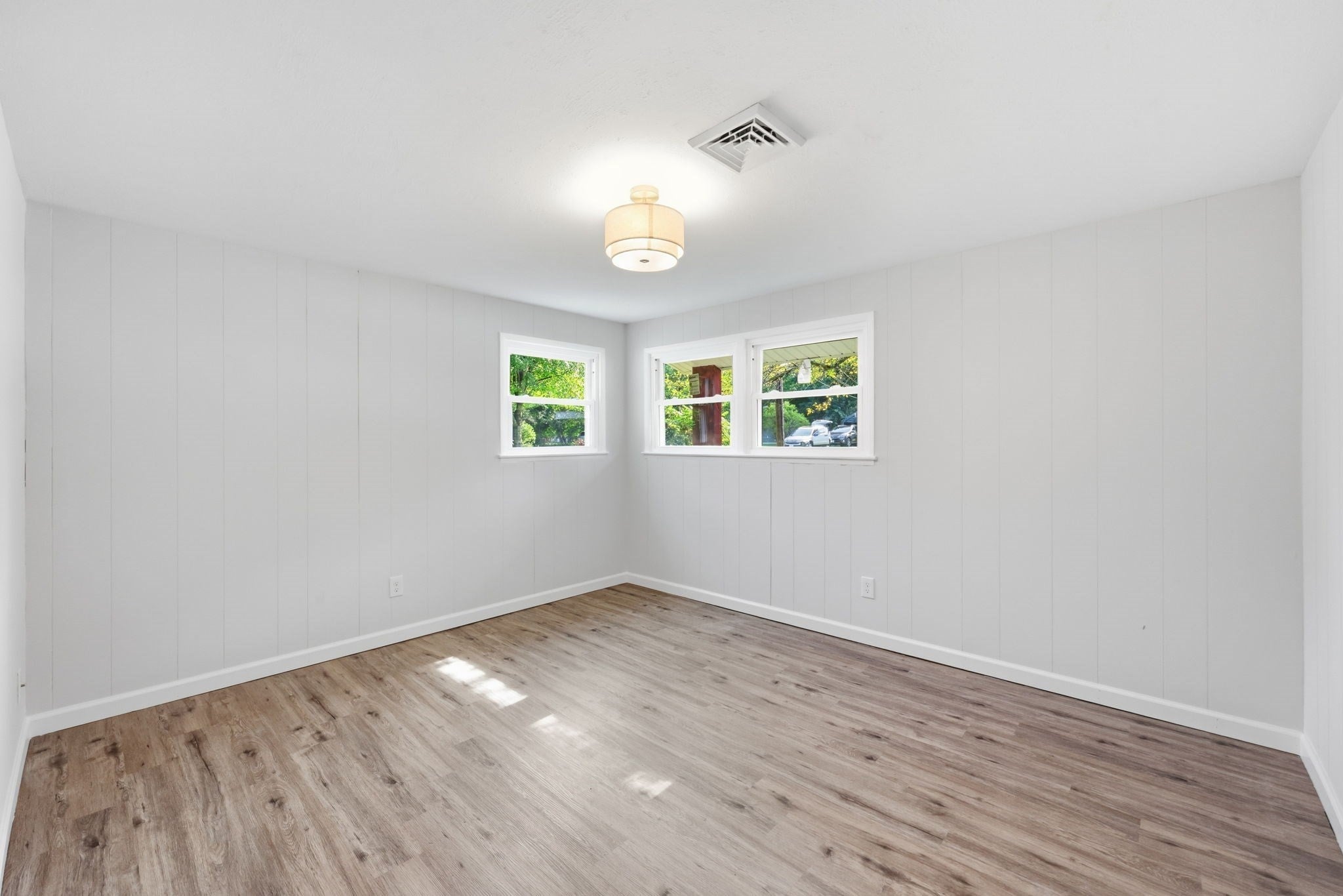 243 Shady Brook Ln, Springfield, MA Photo #28