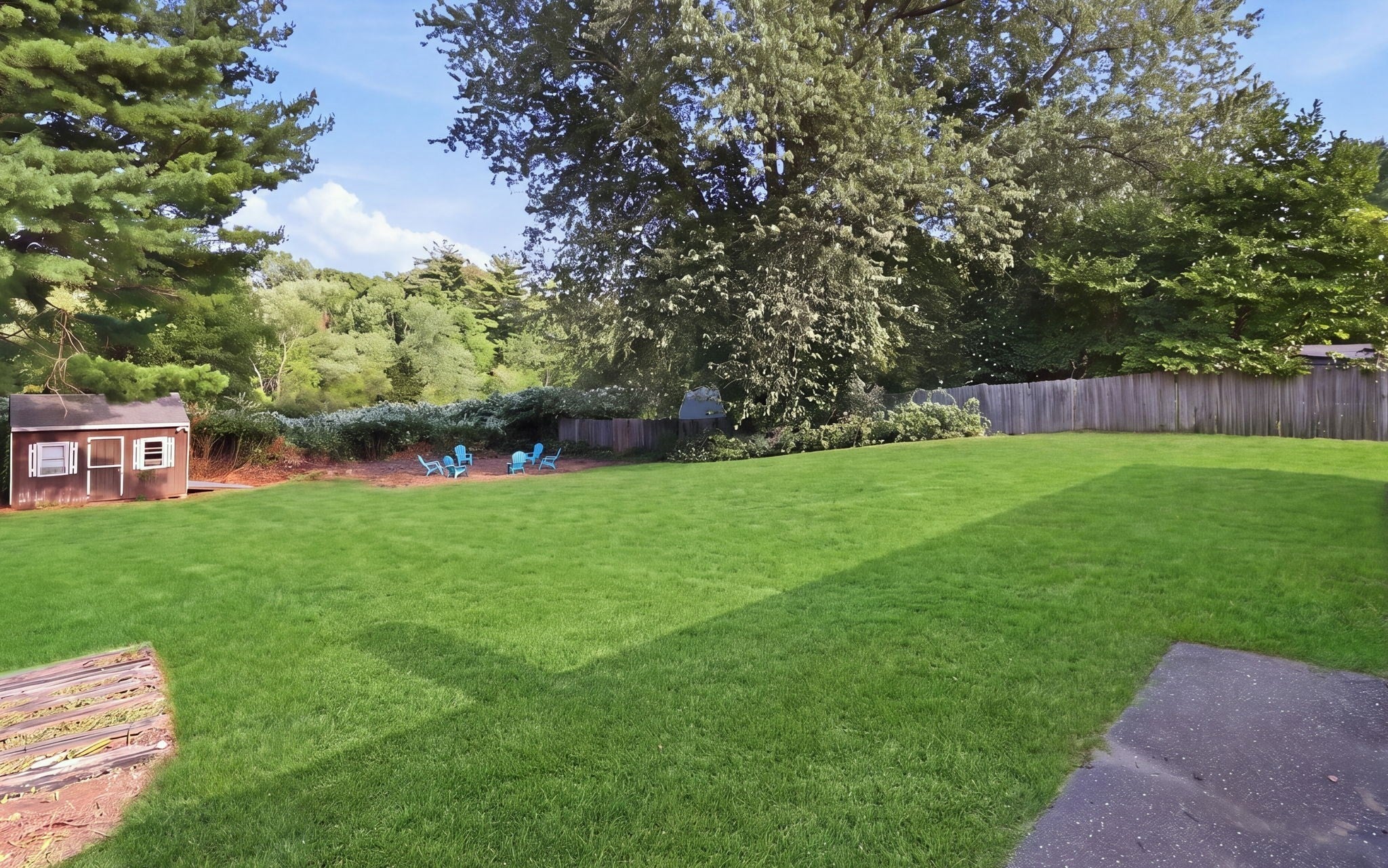 243 Shady Brook Ln, Springfield, MA Photo #9