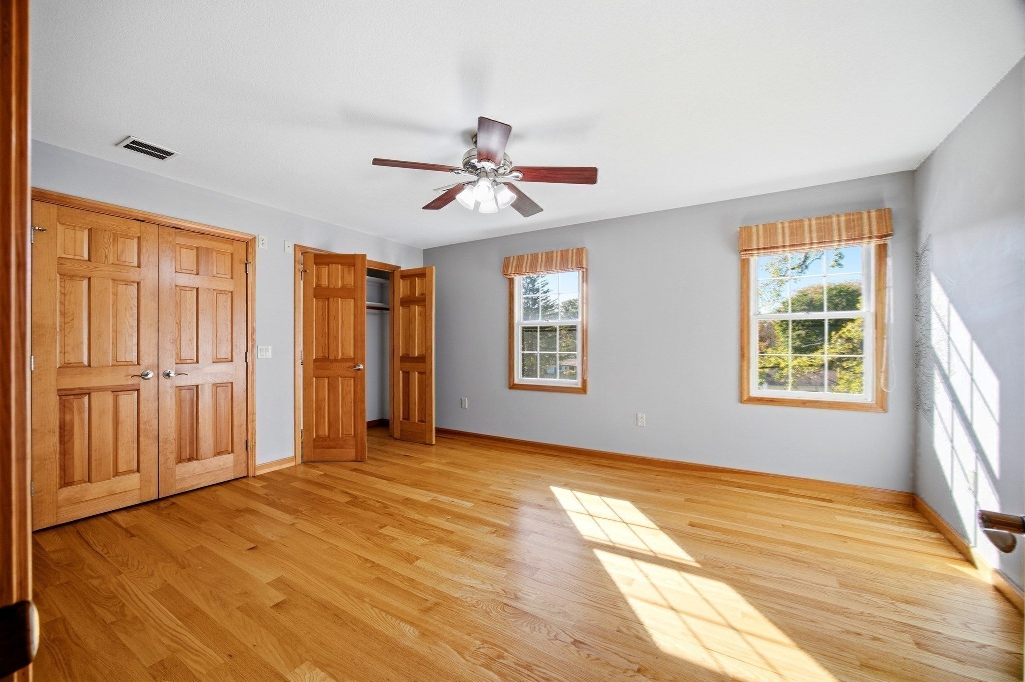 37 Upland Rd, Holyoke, MA Photo #30