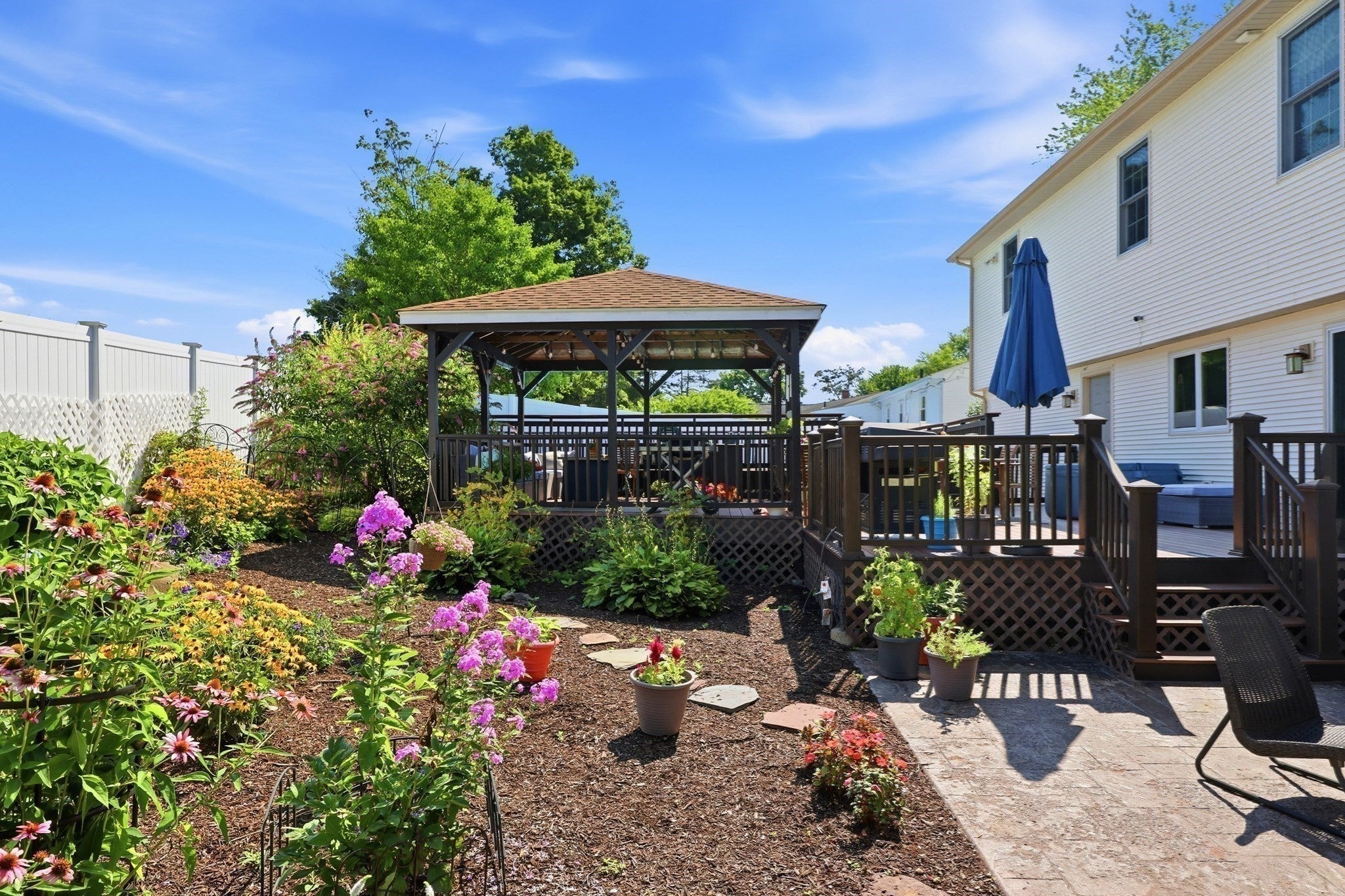 37 Upland Rd