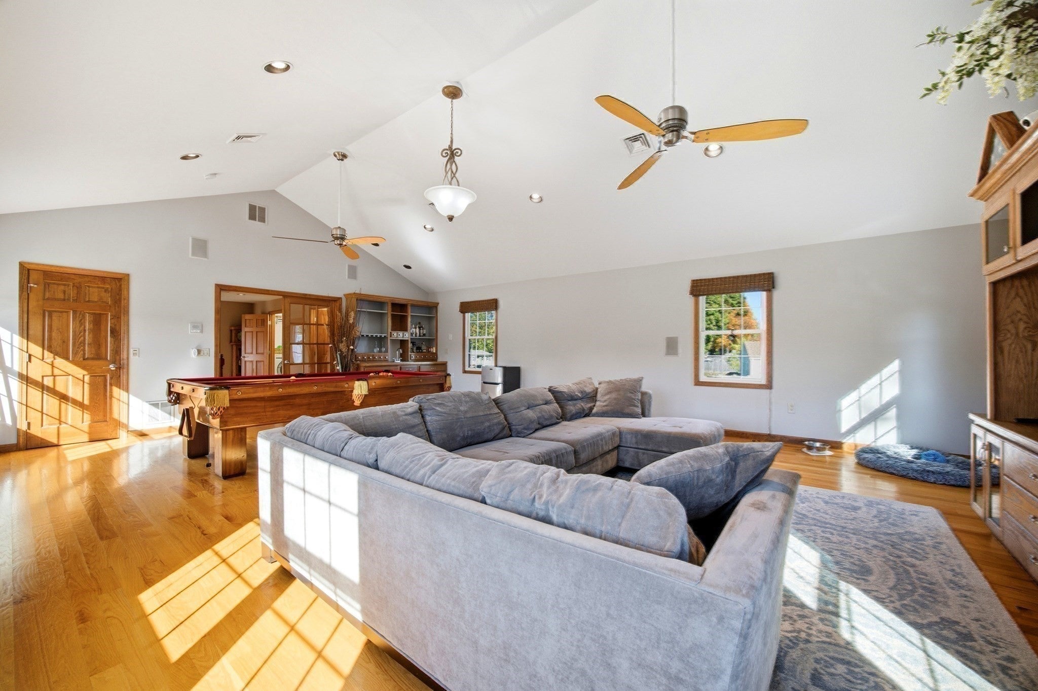 37 Upland Rd, Holyoke, MA Photo #24