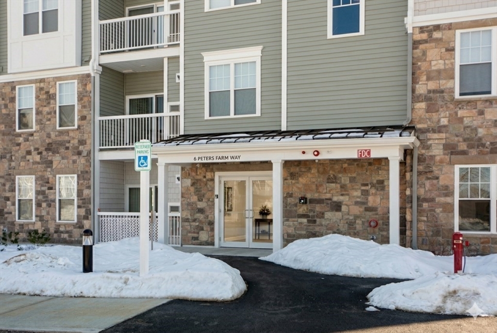 6312 Peters Farm Way 6312