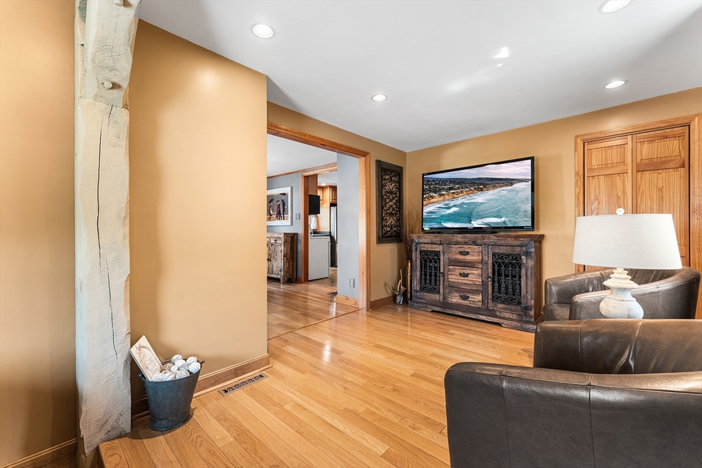 28 Hillcrest Rd