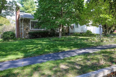 Photo of 42 Ellis Dr, Worcester, MA 01609 (MLS # 73439931)