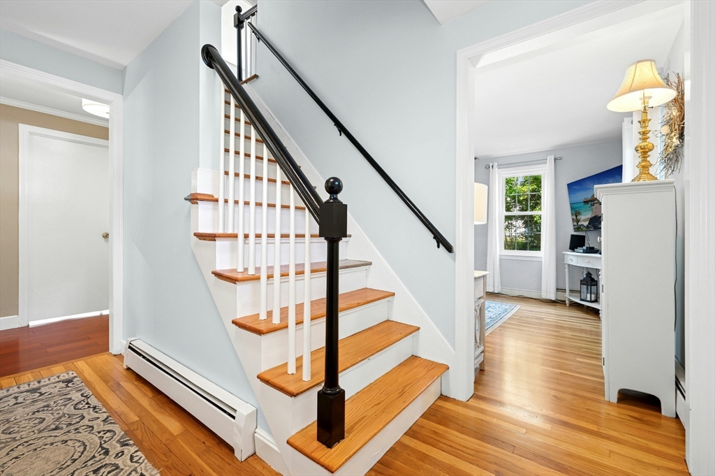 30 Eastview Rd