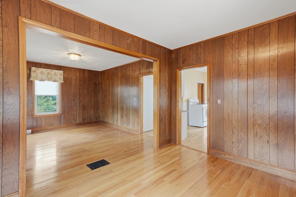 174 Willard Street, Lowell, MA, 174 Willard Street, Lowell, MA Photo #6