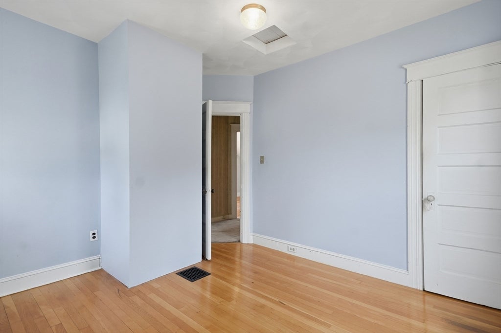 174 Willard Street, Lowell, MA, 174 Willard Street, Lowell, MA Photo #25
