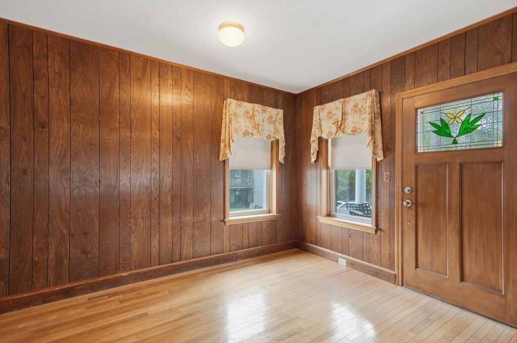 174 Willard Street, Lowell, MA, 174 Willard Street, Lowell, MA Photo #5