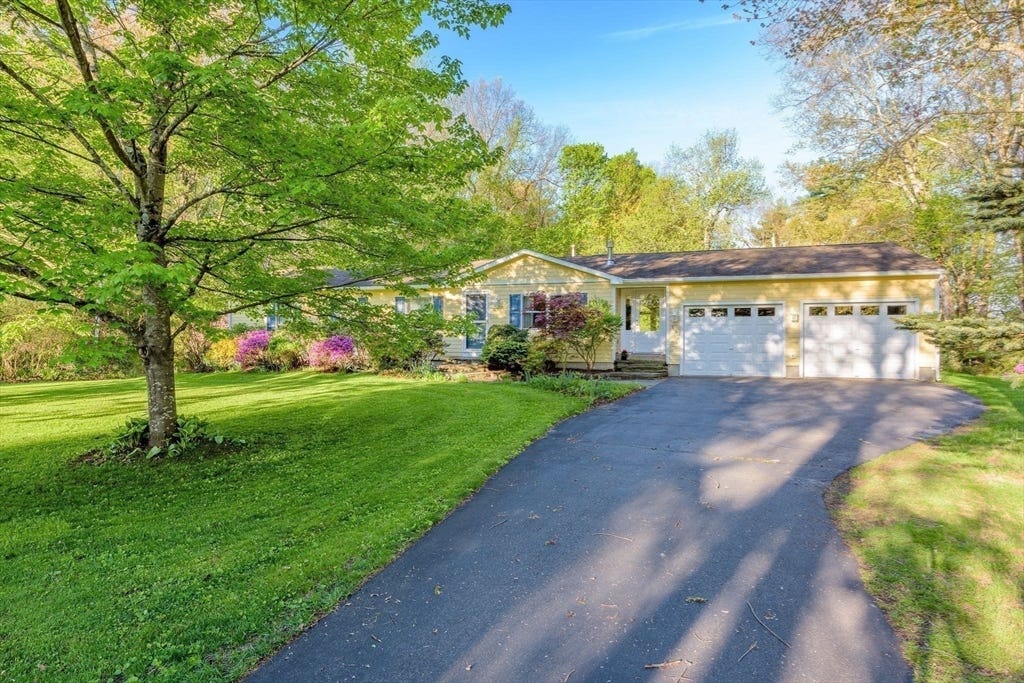 Photo of 54 Deepwoods Dr, Amherst, MA 01002 (MLS # 73529217)