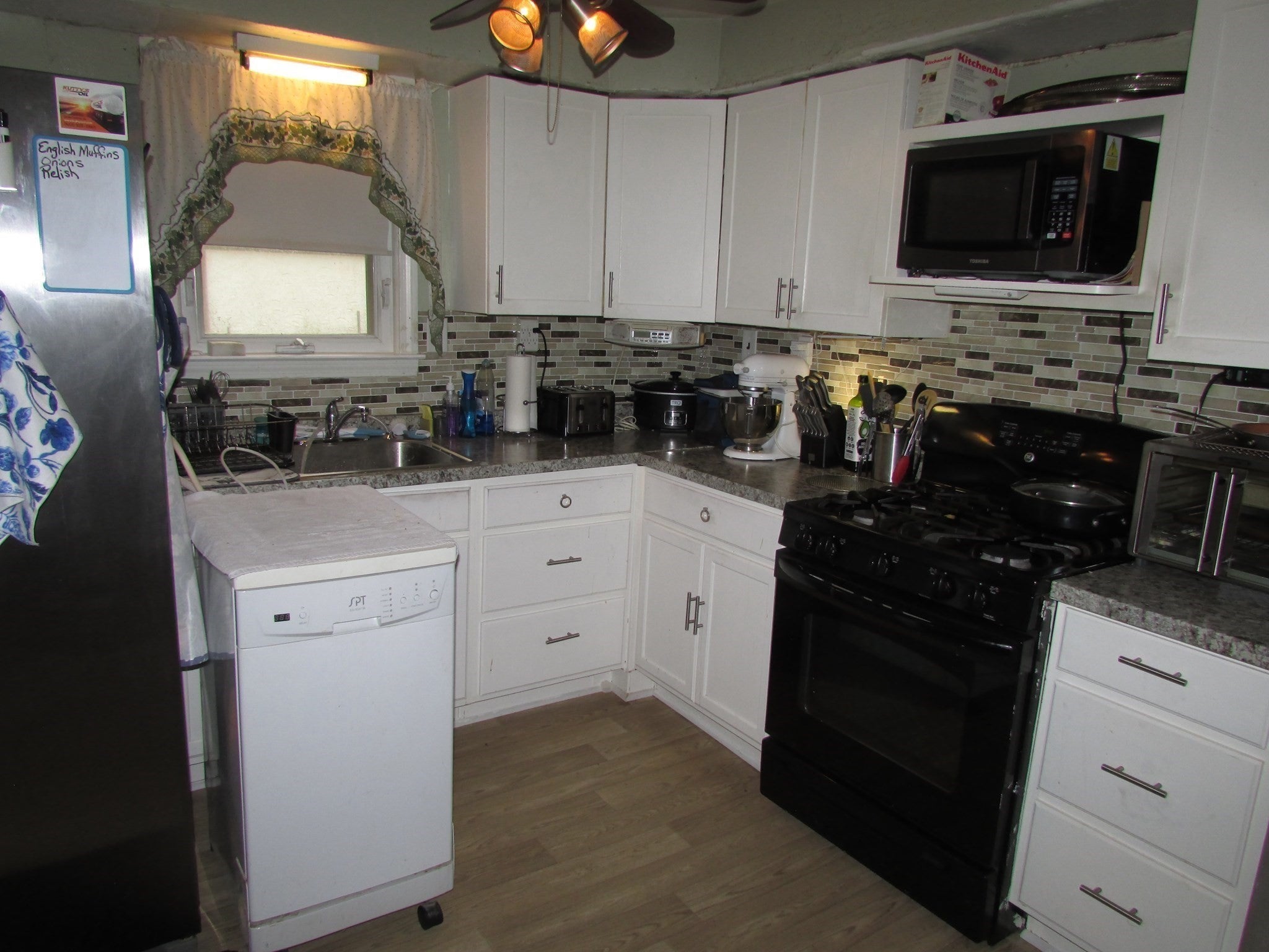 10 Bartlett St, South Hadley, MA, 10 Bartlett St, South Hadley, MA Photo #12