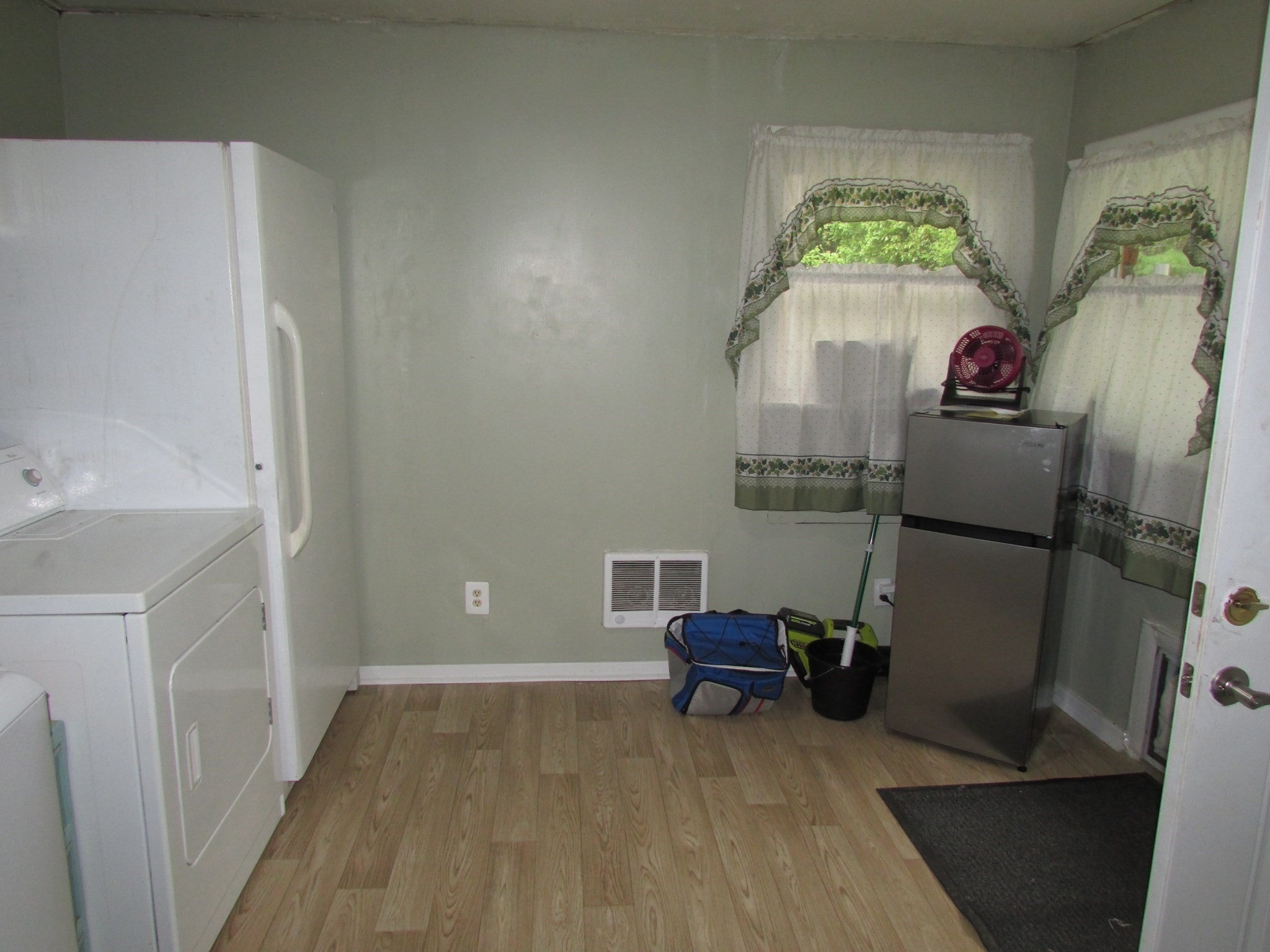 10 Bartlett St, South Hadley, MA, 10 Bartlett St, South Hadley, MA Photo #10