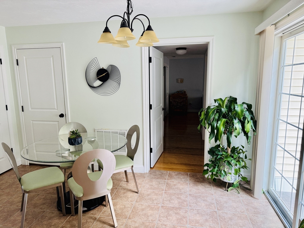11 Rockingham Dr 11