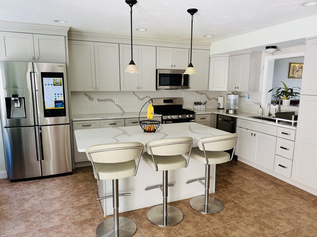11 Rockingham Dr 11