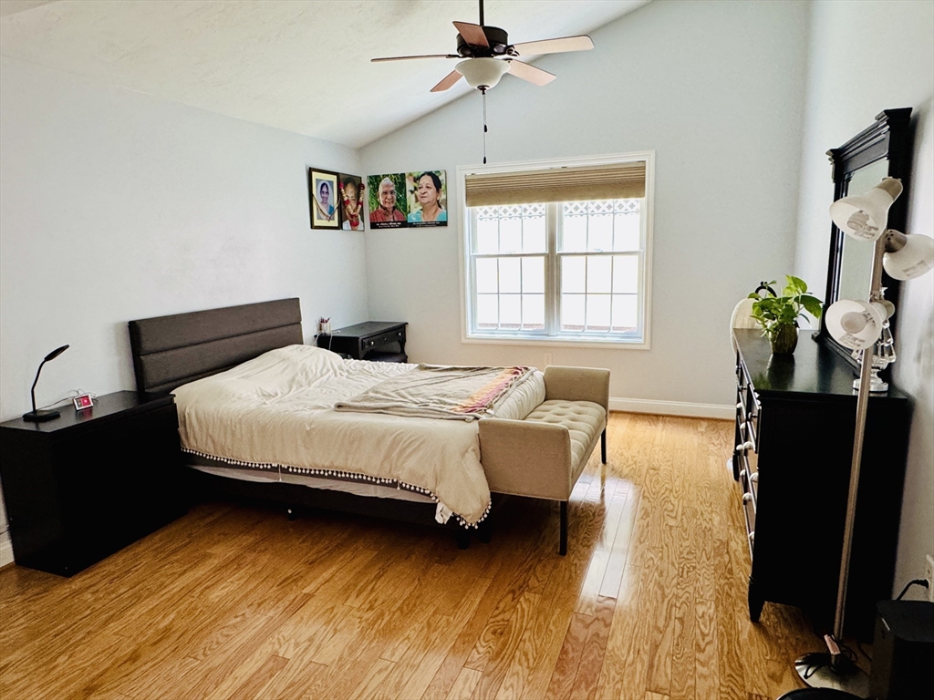 11 Rockingham Dr 11