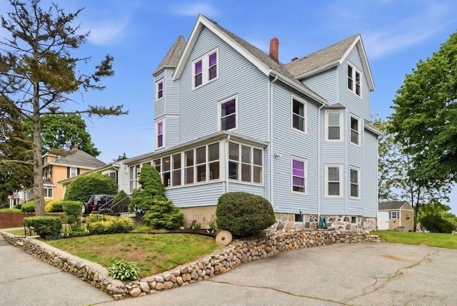 25 Cumner Ave