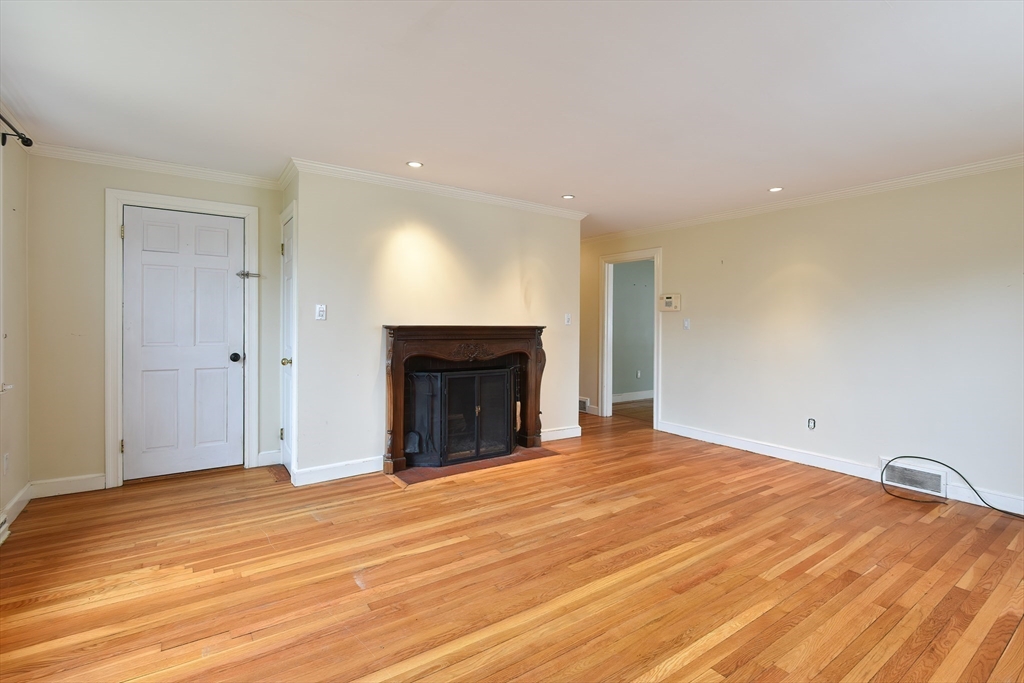9 Home Ave.