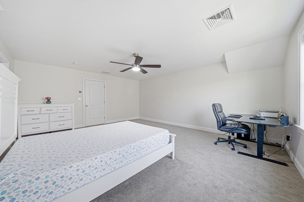 16 Grizzly Ln #16, Milford, MA Photo #20