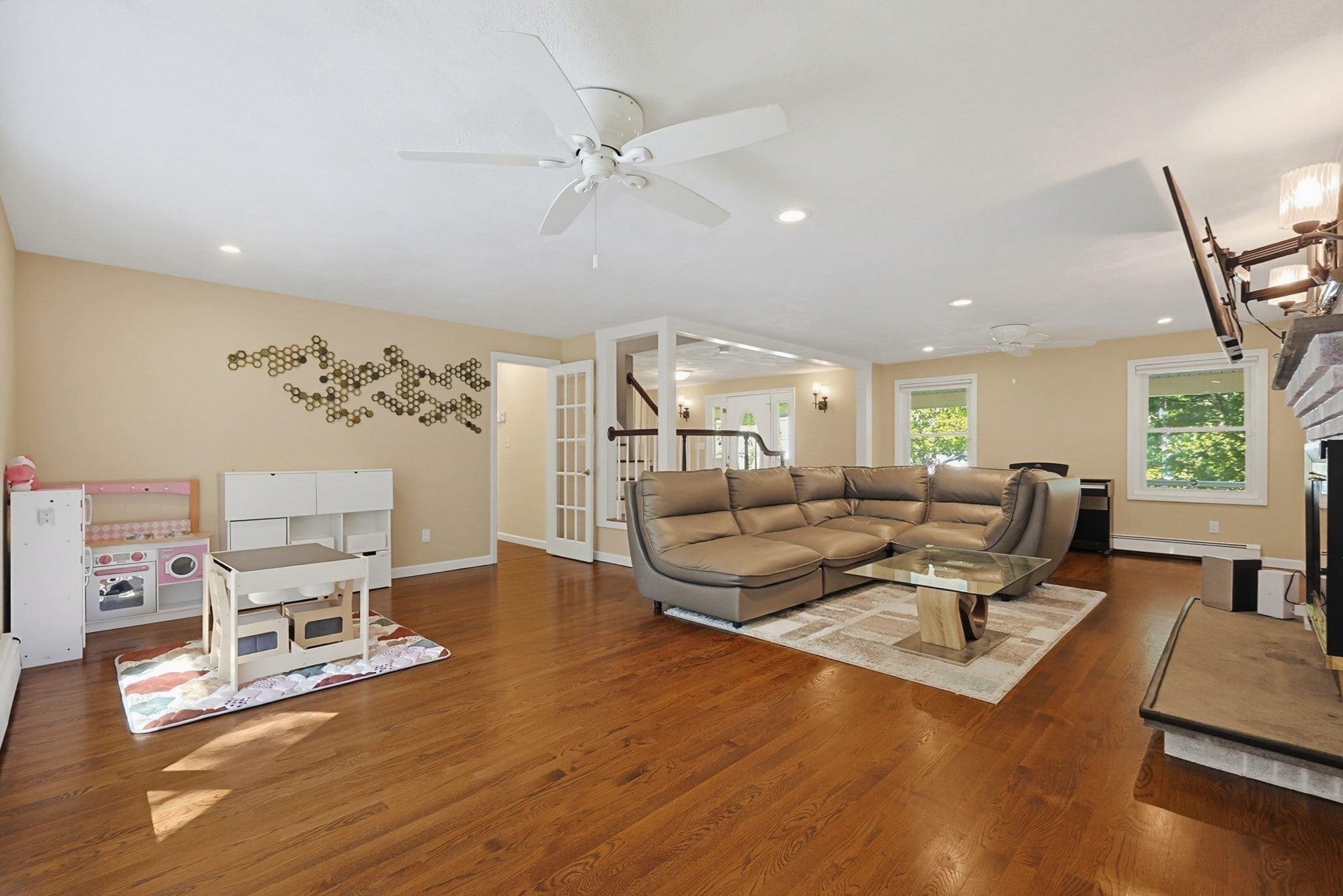 5 Chausse Dr, Methuen, MA Photo #3