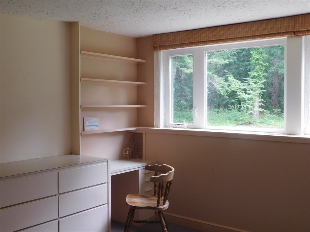 60 Shaw Drive, Wayland, MA Photo #21