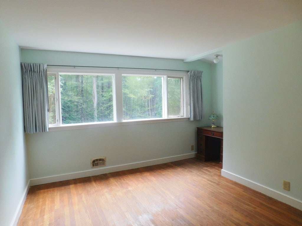60 Shaw Drive, Wayland, MA Photo #13