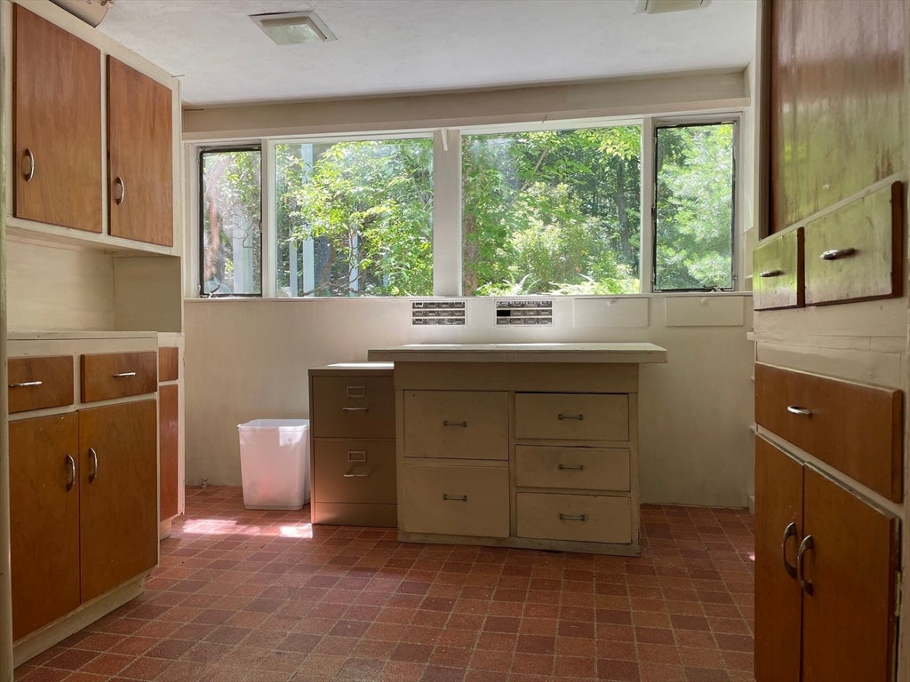 60 Shaw Drive, Wayland, MA Photo #29