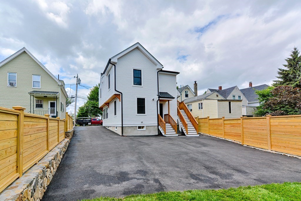 64 Crescent Street 1
