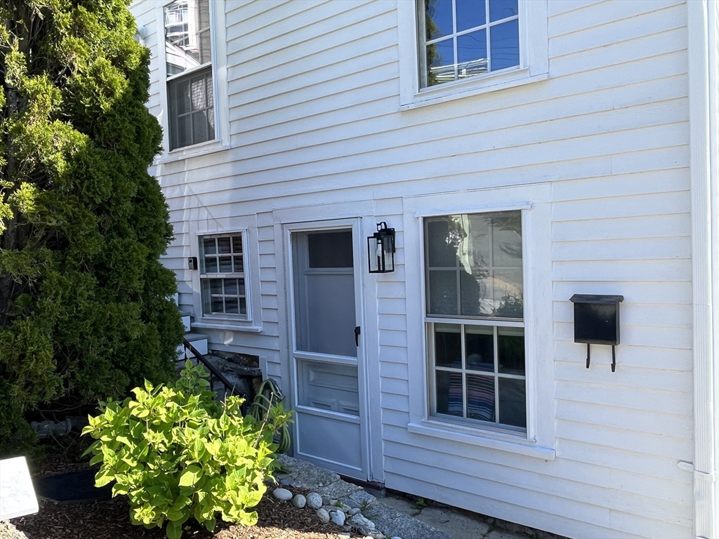 2 Highland St 1