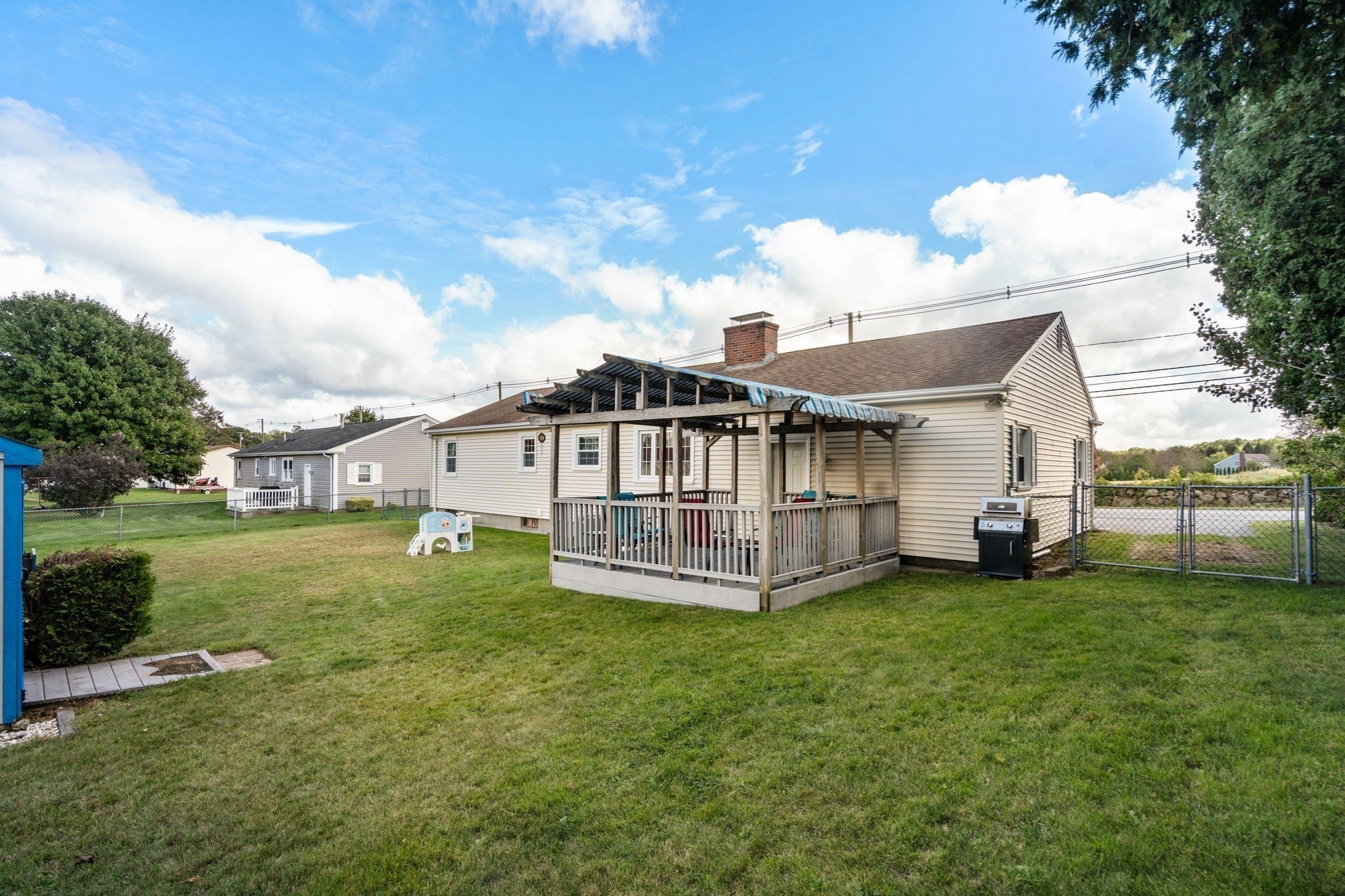 935 Allen St, Dartmouth, MA, 935 Allen St, Dartmouth, MA Photo #33