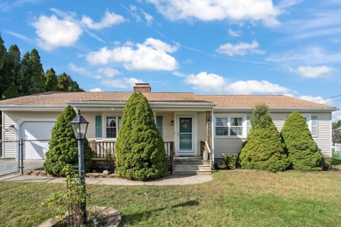 Photo of 935 Allen St, Dartmouth, MA 02747 (MLS # 73582549)
