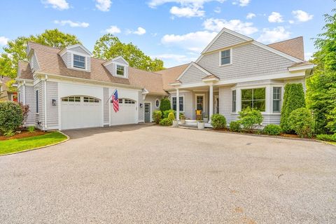 29 Flat Pond Circle Mashpee MA 02649