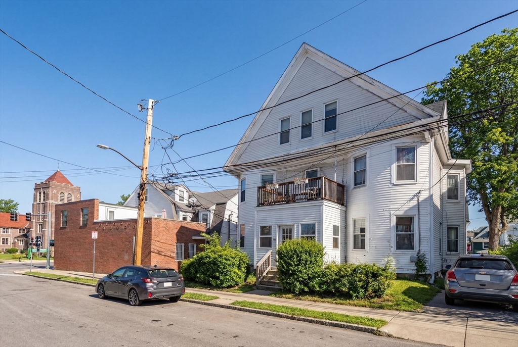 556 Cambridge/32 Gordon Package St, Boston, MA Photo #3