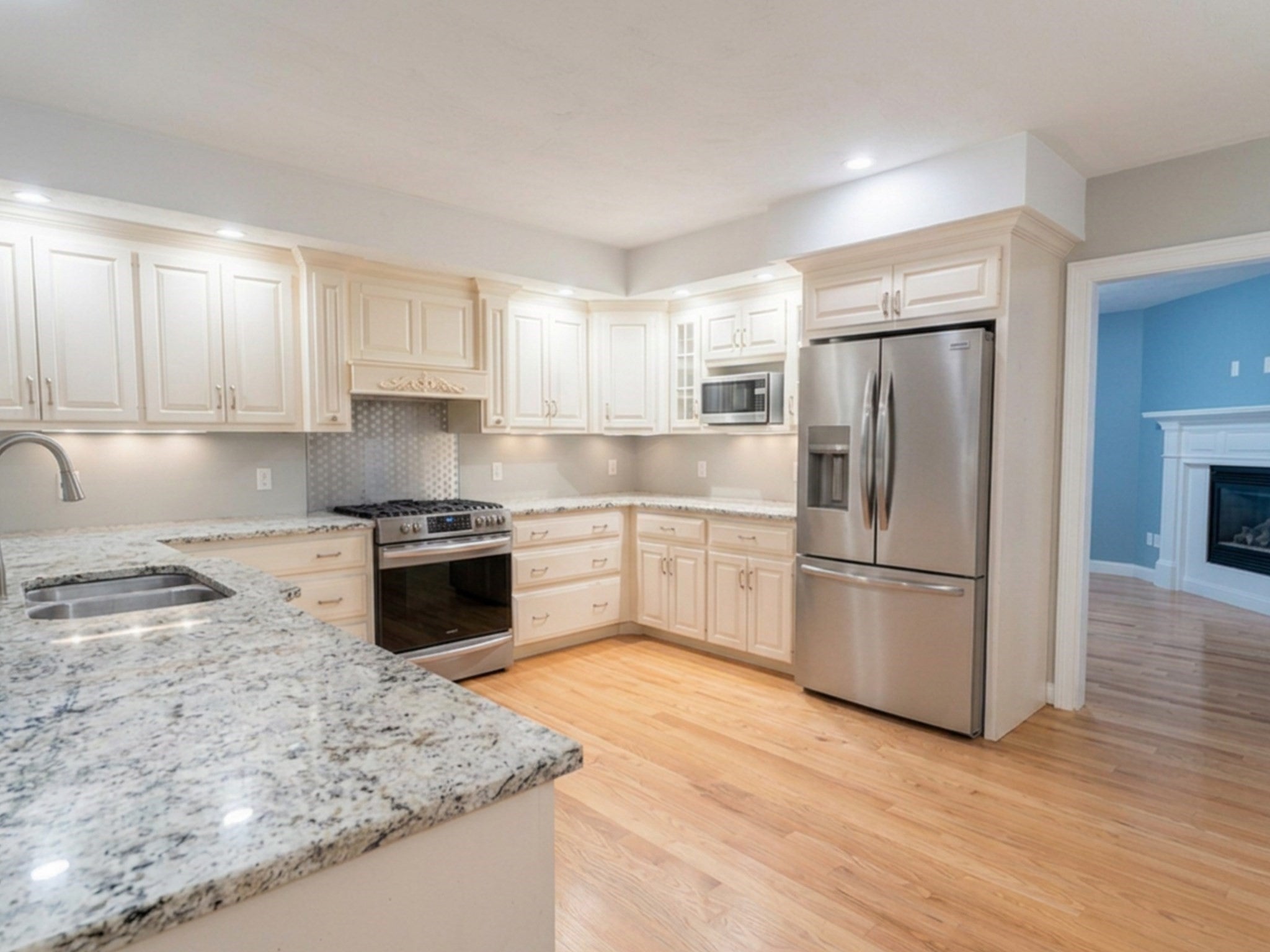 109 Farwell St #109, Newton, MA Photo #3