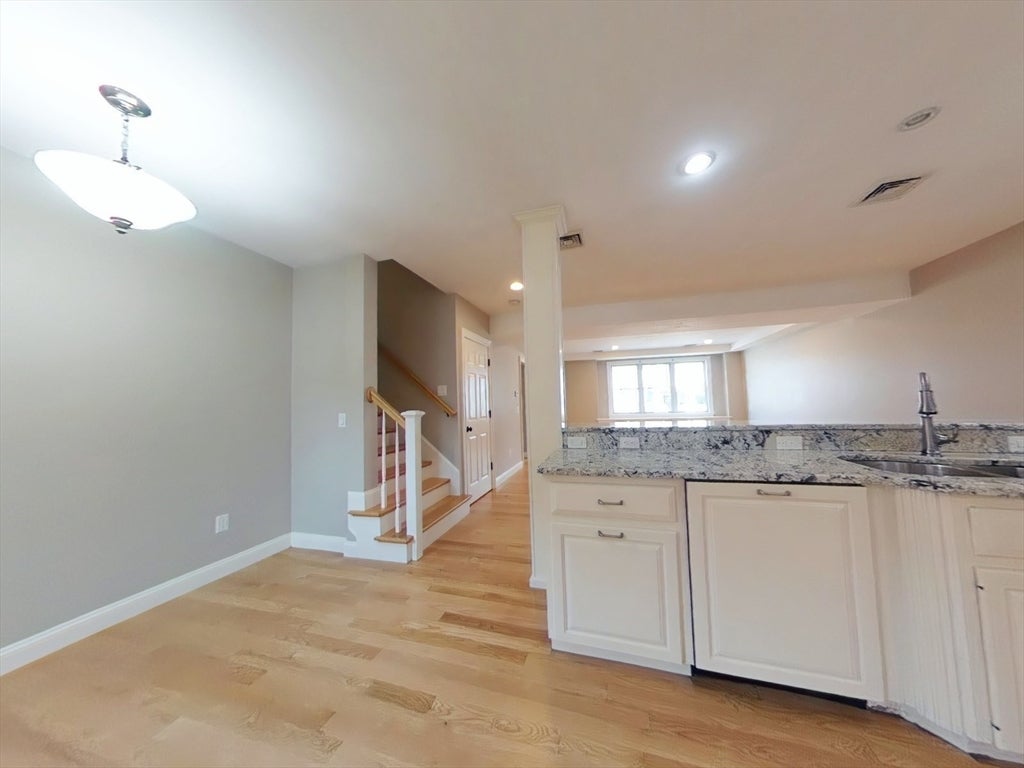 109 Farwell St #109, Newton, MA, 109 Farwell St #109, Newton, MA Photo #5