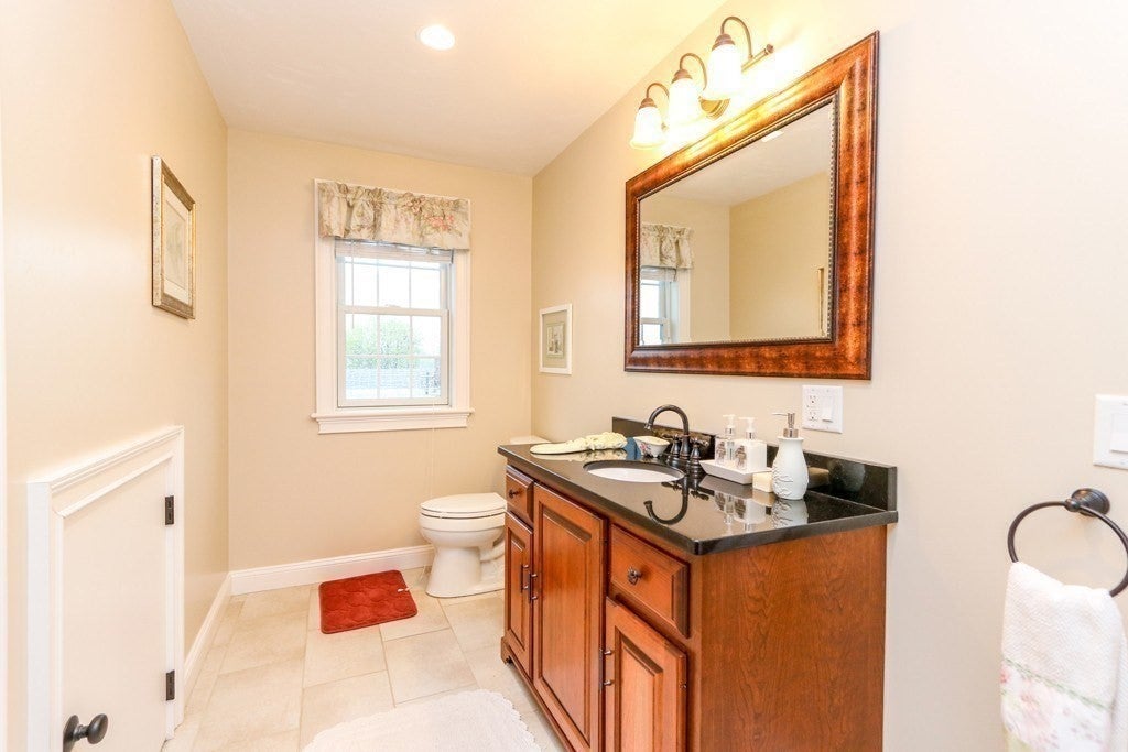 109 Farwell St #109, Newton, MA, 109 Farwell St #109, Newton, MA Photo #6