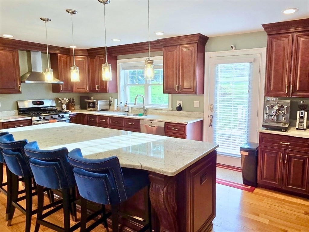 34 Fieldstone Dr