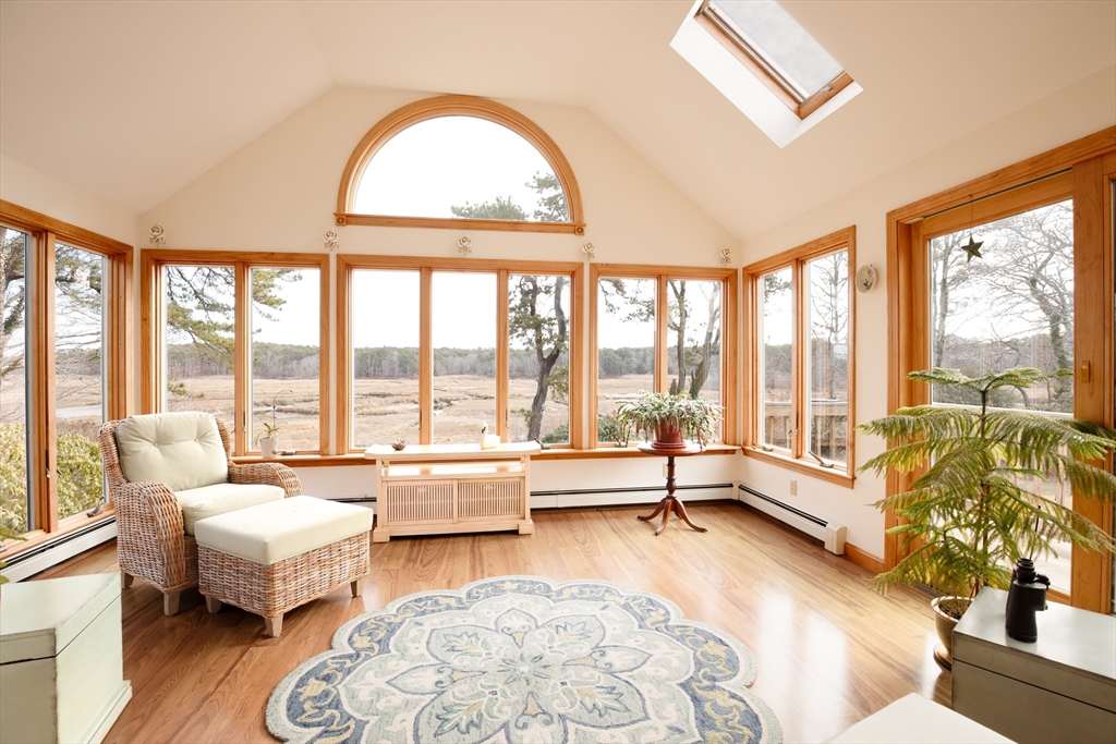 72 Lookout Rd