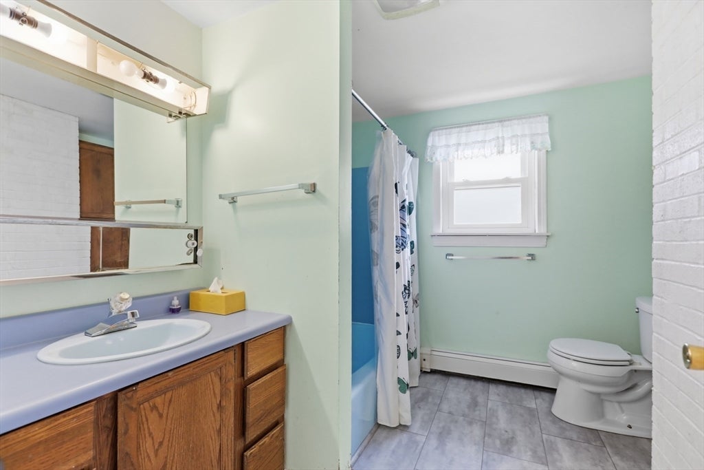 2 Westwood Street, Burlington, MA Photo #25