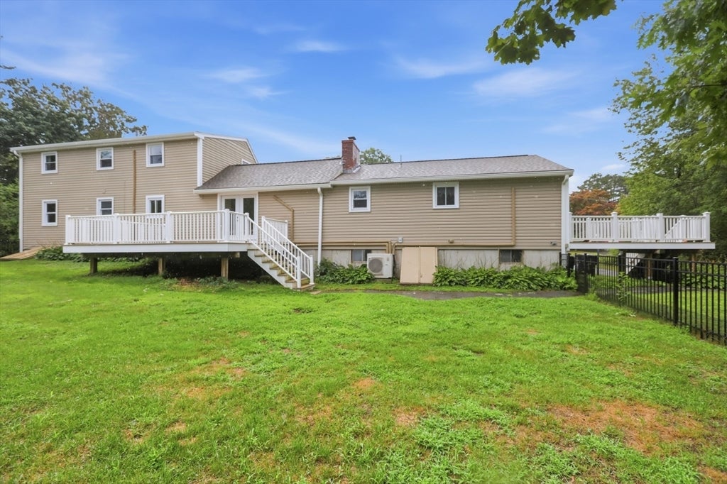 2 Westwood Street, Burlington, MA Photo #5