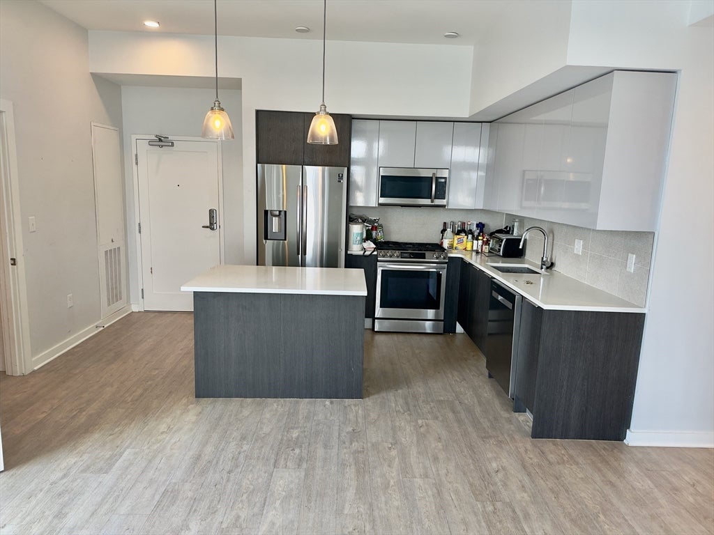 14 Ward St. 402