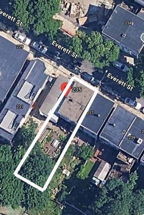 235 & 0 Everett St Boston MA 02128